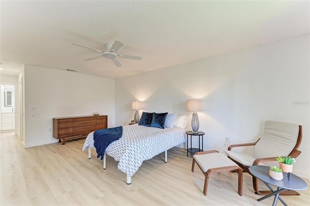 6688 SCHOONER BAY CIRCLE 6688, Sarasota, FL 34231