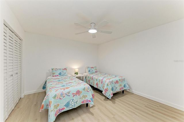 6688 SCHOONER BAY CIRCLE 6688, Sarasota, FL 34231
