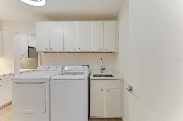6688 SCHOONER BAY CIRCLE 6688, Sarasota, FL 34231