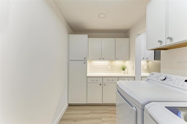 6688 SCHOONER BAY CIRCLE 6688, Sarasota, FL 34231