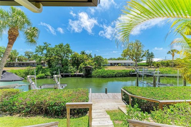 6688 SCHOONER BAY CIRCLE 6688, Sarasota, FL 34231