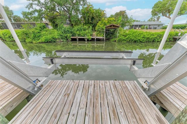 6688 SCHOONER BAY CIRCLE 6688, Sarasota, FL 34231