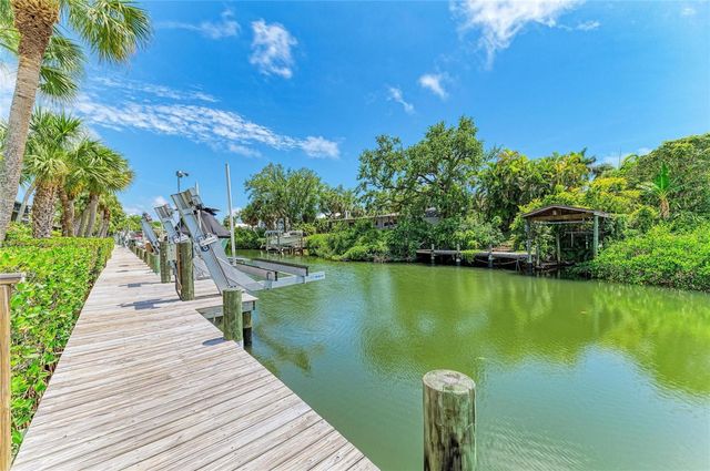 6688 SCHOONER BAY CIRCLE 6688, Sarasota, FL 34231