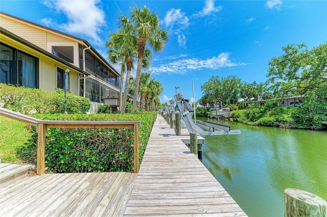 6688 SCHOONER BAY CIRCLE 6688, Sarasota, FL 34231