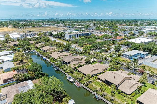 6688 SCHOONER BAY CIRCLE 6688, Sarasota, FL 34231