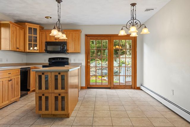1524 Round Top Rd, Burrillville, RI 02830