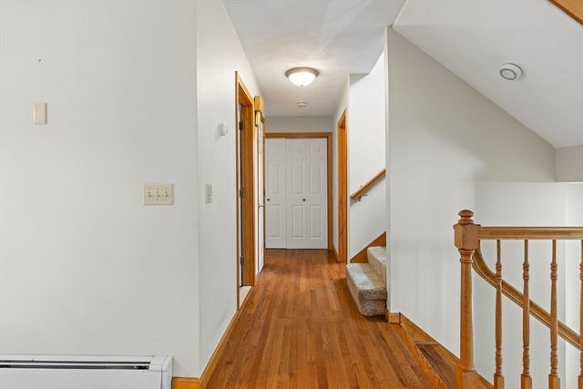 1524 Round Top Rd, Burrillville, RI 02830