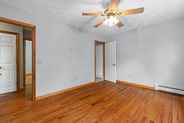 1524 Round Top Rd, Burrillville, RI 02830