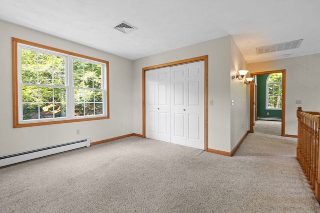 1524 Round Top Rd, Burrillville, RI 02830