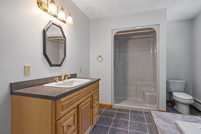 1524 Round Top Rd, Burrillville, RI 02830
