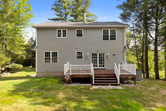 1524 Round Top Rd, Burrillville, RI 02830