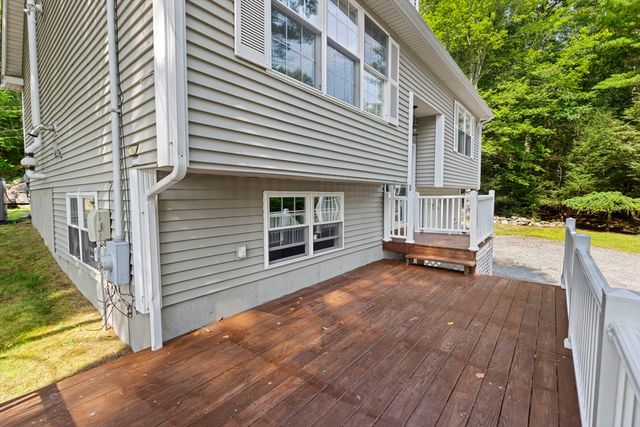 1524 Round Top Rd, Burrillville, RI 02830