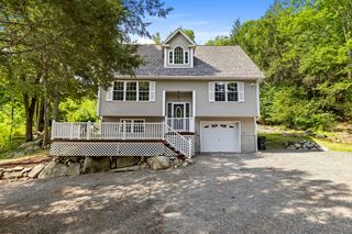 1524 Round Top Rd, Burrillville, RI 02830