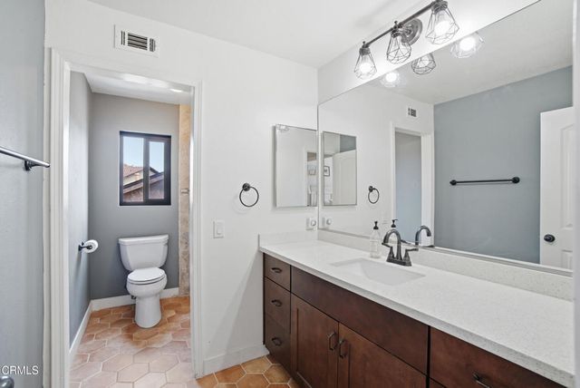 1130 Bogota Court, Oxnard, CA 93035