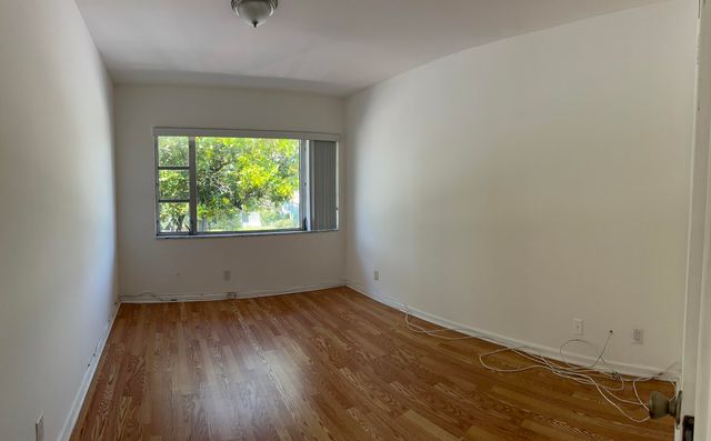 5800 NE 22nd Way 523, Fort Lauderdale, FL 33308