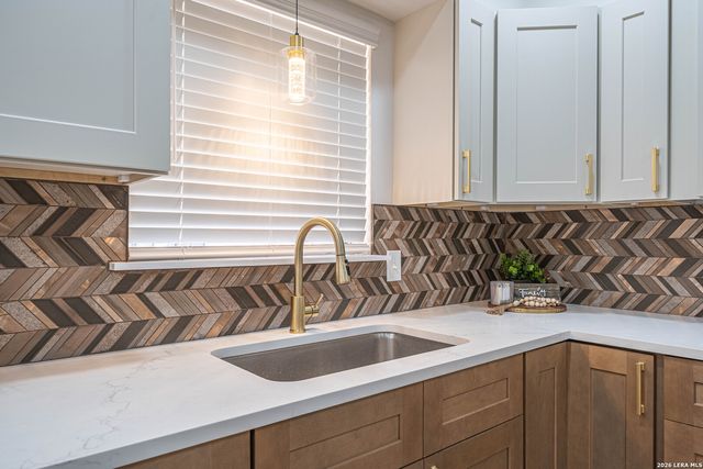 11118 Dreamland, San Antonio, TX 78230