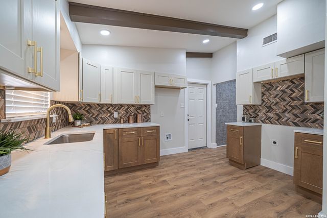 11118 Dreamland, San Antonio, TX 78230