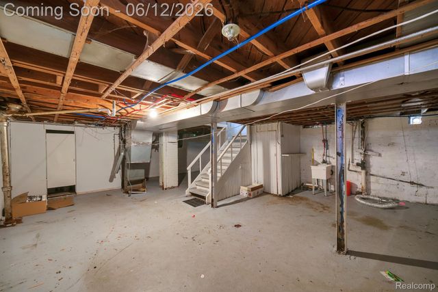 16580 Rutherford Street, Detroit, MI 48235