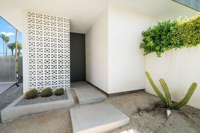 72975 Willow Street, Palm Desert, CA 92260