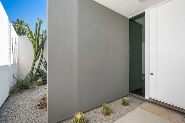 72975 Willow Street, Palm Desert, CA 92260