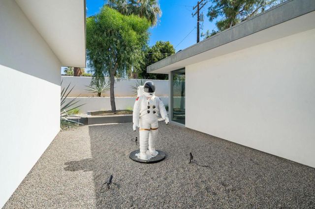72975 Willow Street, Palm Desert, CA 92260