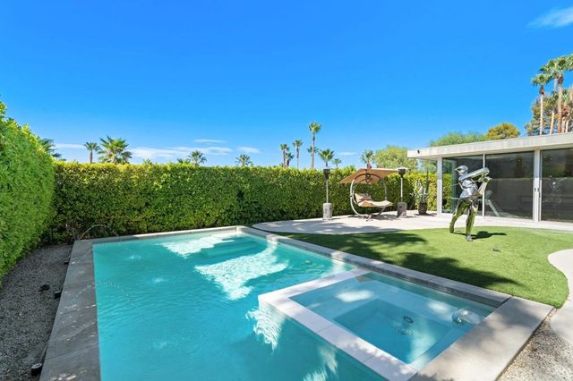 72975 Willow Street, Palm Desert, CA 92260