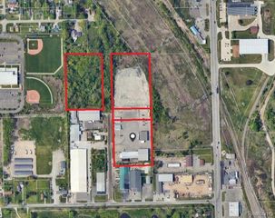 4225 Quinlan Drive, Burton, MI 48529