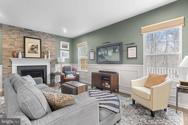 4545 COTSWOLD MANOR LOOP, Woodbridge, VA 22192