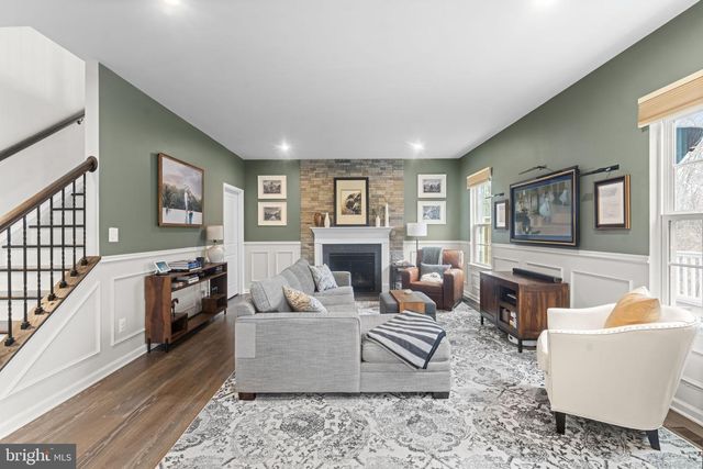 4545 COTSWOLD MANOR LOOP, Woodbridge, VA 22192