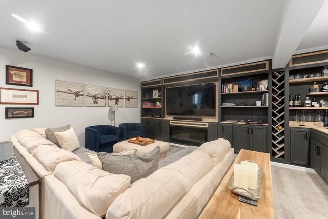 4545 COTSWOLD MANOR LOOP, Woodbridge, VA 22192