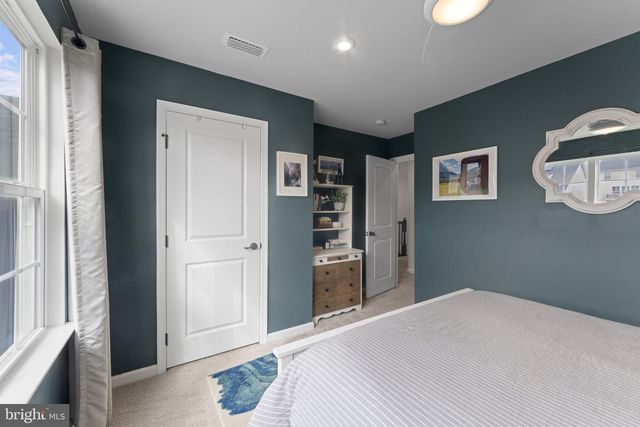 4545 COTSWOLD MANOR LOOP, Woodbridge, VA 22192