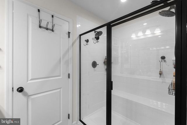 4545 COTSWOLD MANOR LOOP, Woodbridge, VA 22192