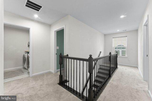 4545 COTSWOLD MANOR LOOP, Woodbridge, VA 22192