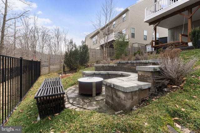 4545 COTSWOLD MANOR LOOP, Woodbridge, VA 22192