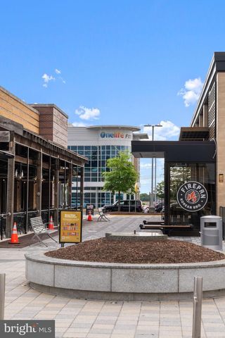 4545 COTSWOLD MANOR LOOP, Woodbridge, VA 22192