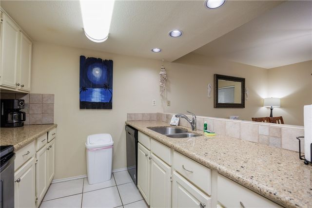 14921 Windward Dr 208, Corpus Christi, TX 78418