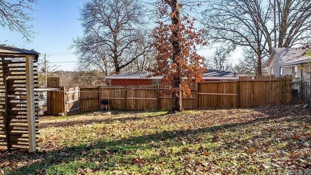 909 W 54Th St Street, North Little Rock, AR 72118
