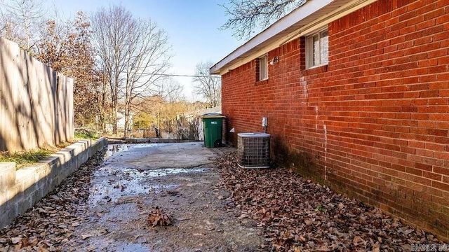 909 W 54Th St Street, North Little Rock, AR 72118