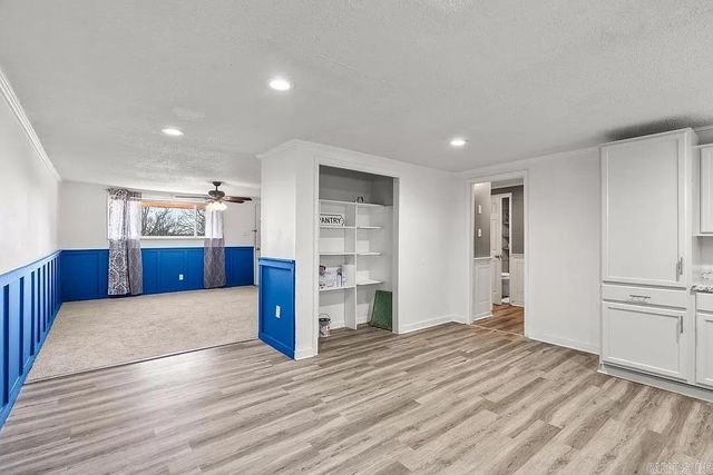 909 W 54Th St Street, North Little Rock, AR 72118