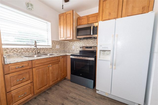 1915 DUDLEY PLACE, Sarasota, FL 34235