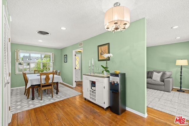 6664 Royer Avenue, West Hills (los Angeles), CA 91307