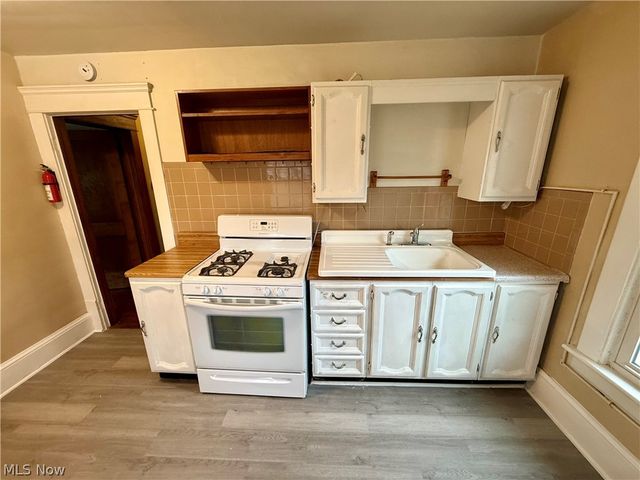 707 Hazel Street, Akron, OH 44305
