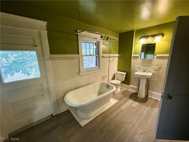707 Hazel Street, Akron, OH 44305