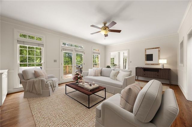 19 Saratoga NE Place, Atlanta, GA 30324