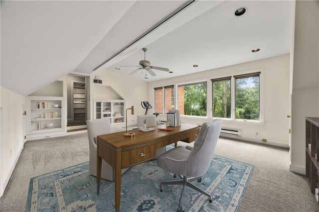 19 Saratoga NE Place, Atlanta, GA 30324