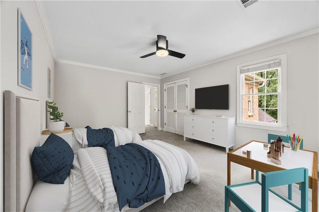 19 Saratoga NE Place, Atlanta, GA 30324