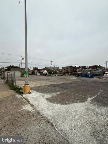 1920 BLEIGH AVE, Philadelphia, PA 19111