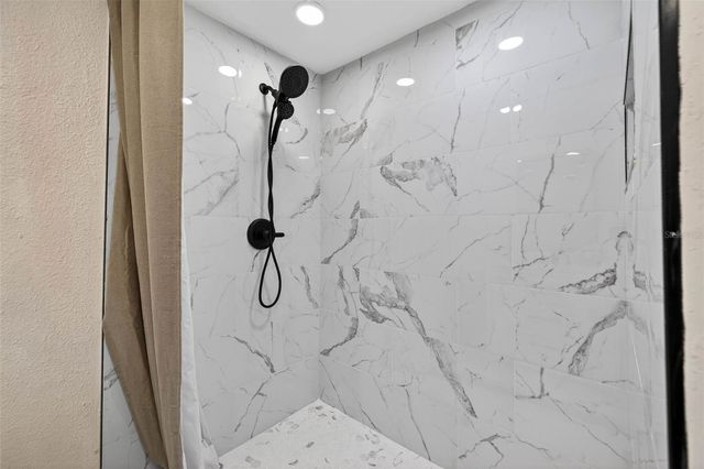 3929 13TH AVENUE N, St Petersburg, FL 33713