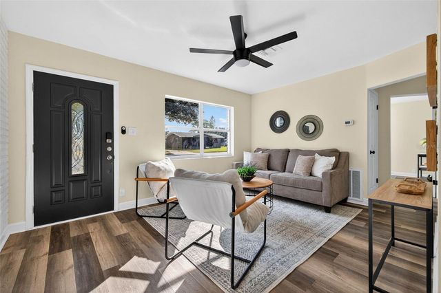 3929 13TH AVENUE N, St Petersburg, FL 33713