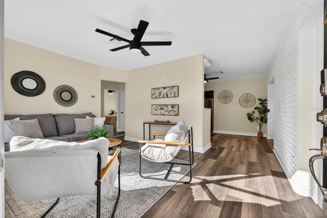 3929 13TH AVENUE N, St Petersburg, FL 33713